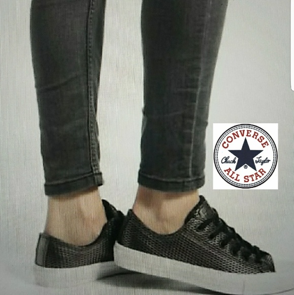 Converse Shoes - NWT Converse Chuck Taylor I I Metallic 8.5